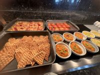 MS Spitsbergen - Frühstück mit knusprigen Waffeln