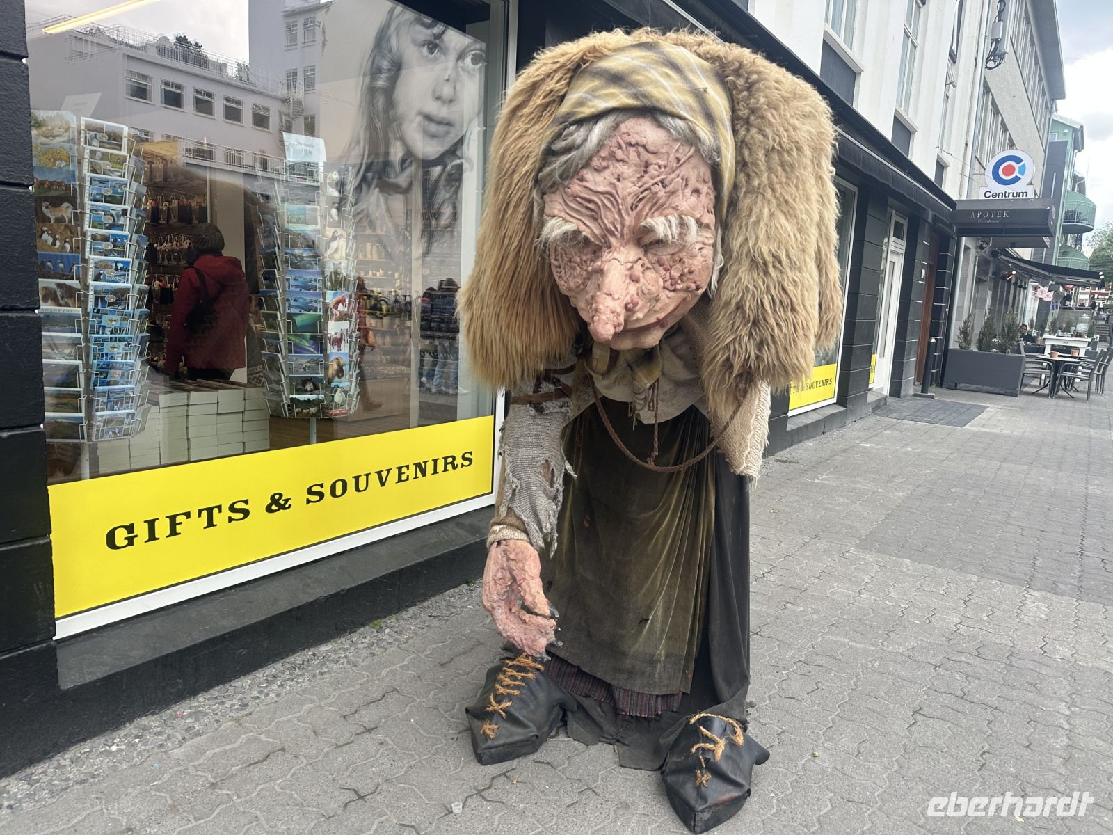 Hurtigruten - MS Spitsbergen - Island - Akureyri 
