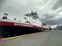 Hurtigruten - MS Spitsbergen - Island - Akureyri 