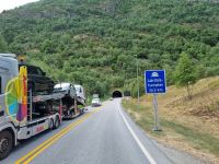 Einfahrt im den Laerdaltunnel...