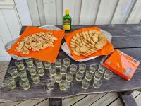 Lofoten - Henningsvær (Stockfisch-Verkostung und Lebertran..)