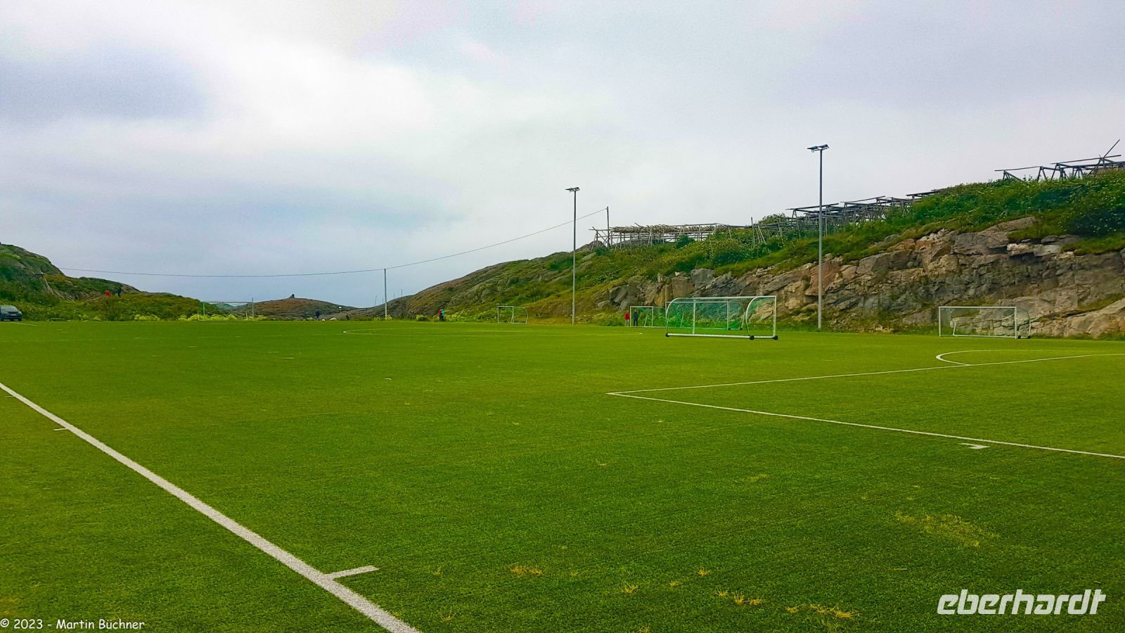 Lofoten - Fussballplatz von Henningsvær