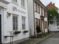 eine der vielen Gassen in Flekkefjord