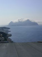 Imposante Wolke nähert sich Alesund 