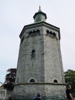Beliebter Platz oberhalb der bunte Strasse von Stavanger 