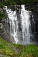 Sjkervsfossen Doppelwasserfall