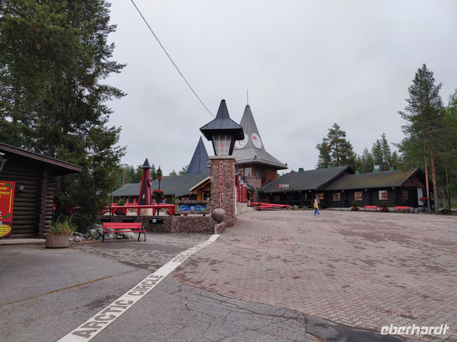 025-Polarkreis Weihnachtsmanndorf