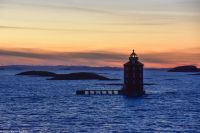 Auf dem Fruhavet (Meeresgebiet) - Kjeungskjær fyr - der Kjeungsskjær Leuchtturm (Lies 