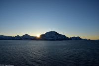 Wunderbare winterliche Arktis an der magischen Helgelands-Küste in der Provinz Nordland