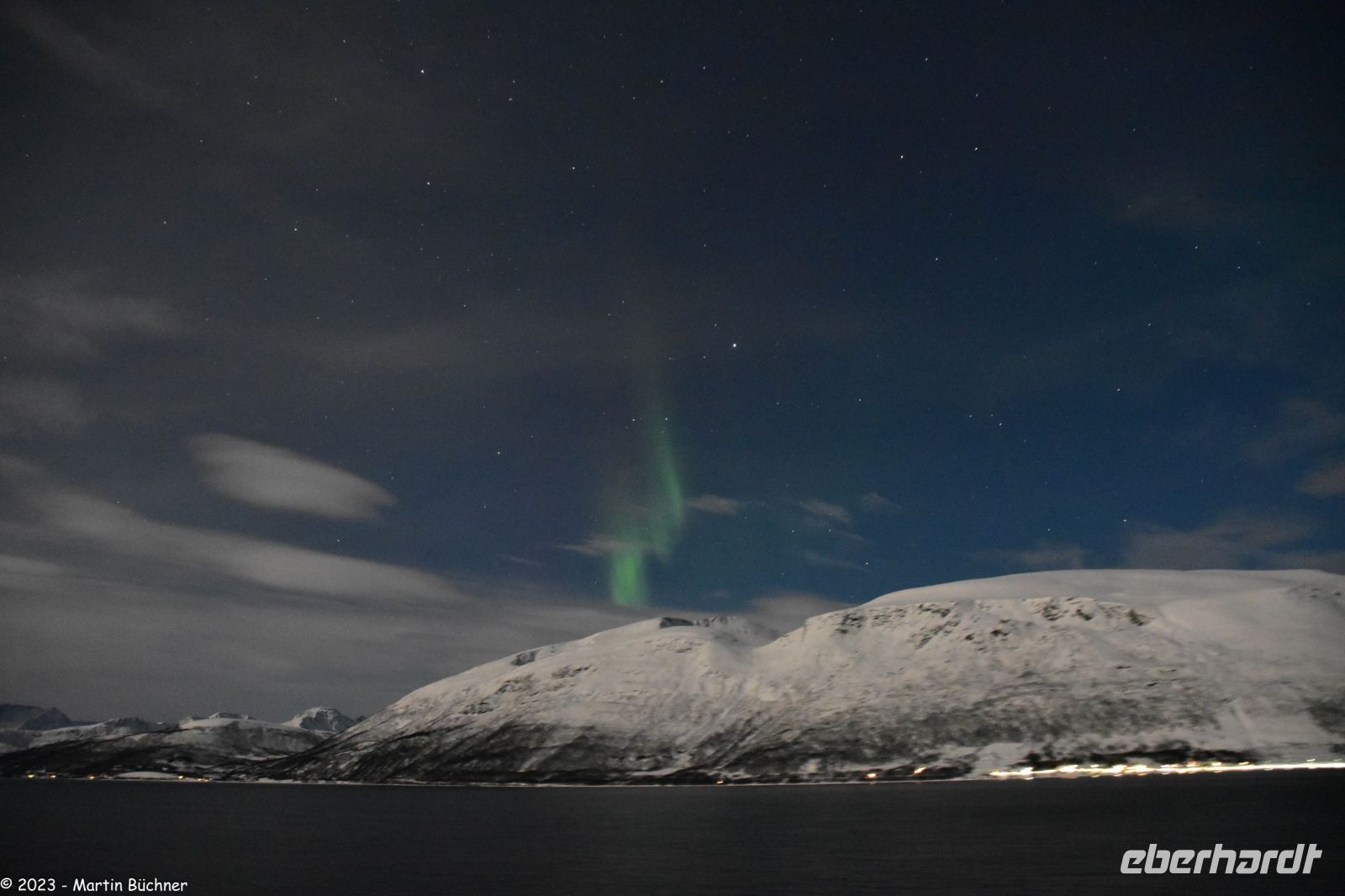 Skjervøy geht immer - Polarlicht über verschneiter Winterlandschaft