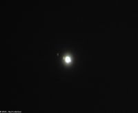 Warten auf mehr Polarlicht - Jupiter mit seinen Monden