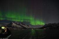 Polarlicht über im Raftsund zwischen Vesterålen und Lofoten
