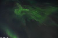 Polarlicht über den Lofoten und dem Vestfjord (Nordland) - noch einmal eine Corona