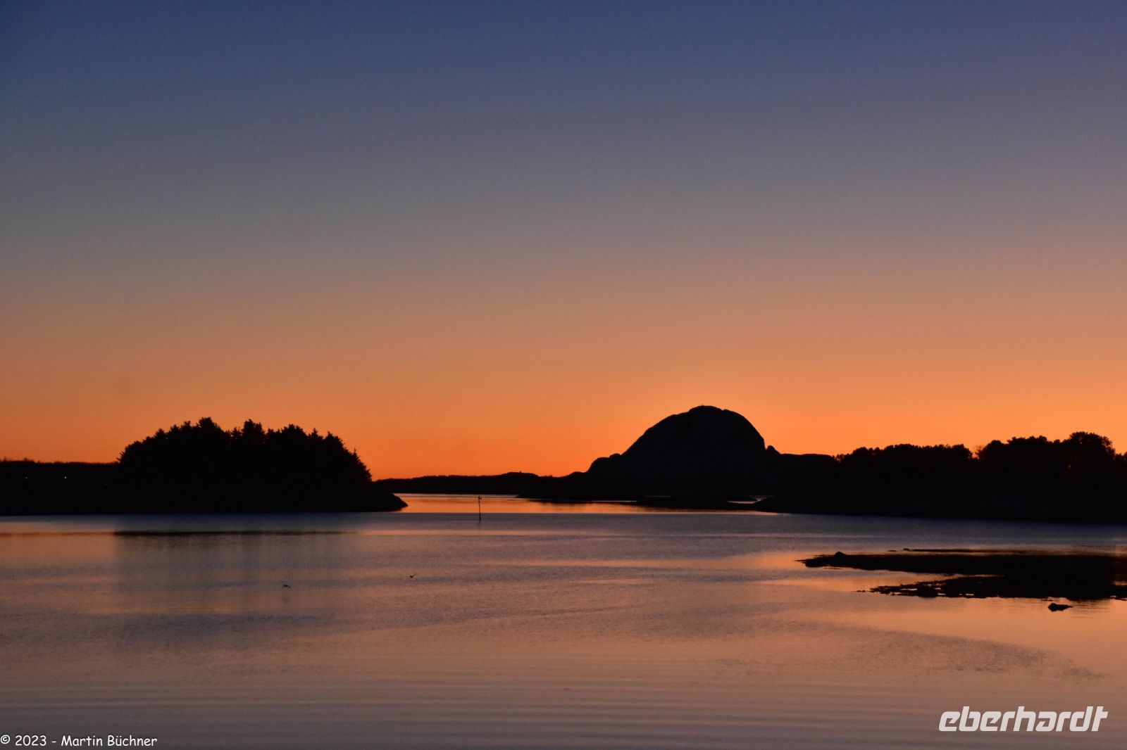 Märchenküste Helgeland - Helgelandkysten - Sør-Helgeland - Brønnøysund - Torghatten - Magischer Berg (Hut) mit dem Loch