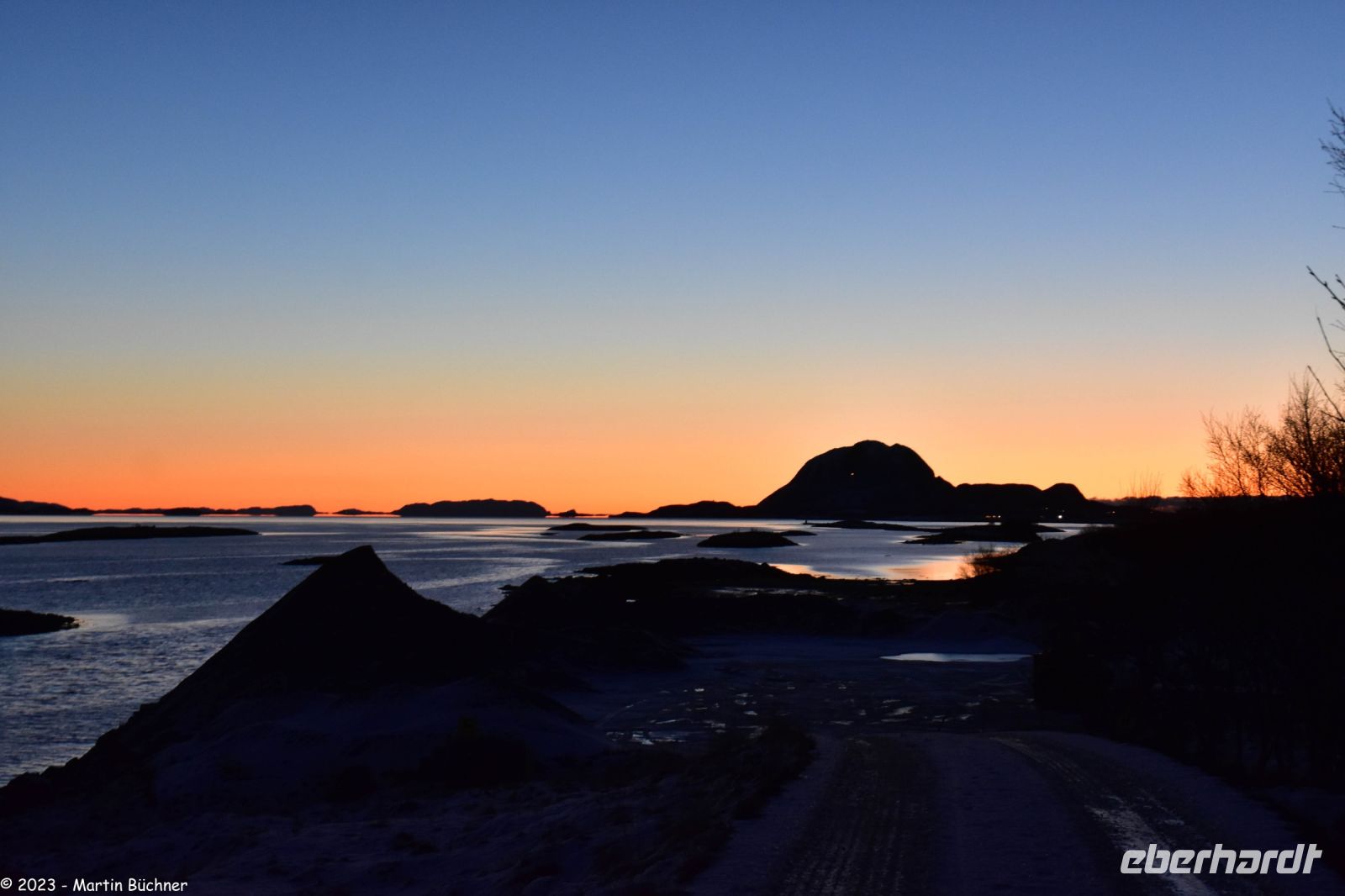 Märchenküste Helgeland - Helgelandkysten - Sør-Helgeland - Brønnøysund - Torghatten - Magischer Berg (Hut) mit dem Loch