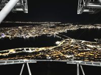 Blick von der Bergstation auf das nächtliche Tromsø