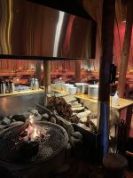 Pause nach der Husky-Hundeschlittenfahrt auf Kvaloya