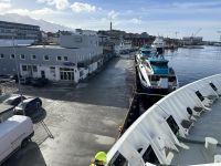 im Hafen Narvesen mit der MS Polarlys