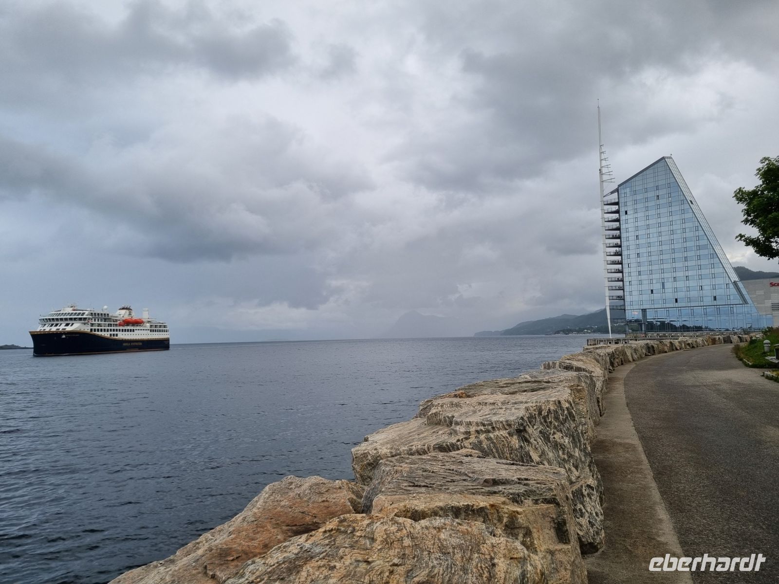 Molde - Einfahrt der 