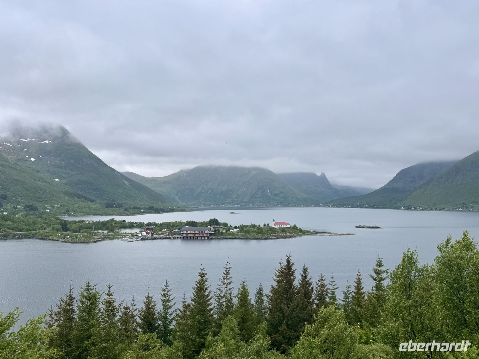 Tag 8 - Aussichtspunkt Austnesfjord