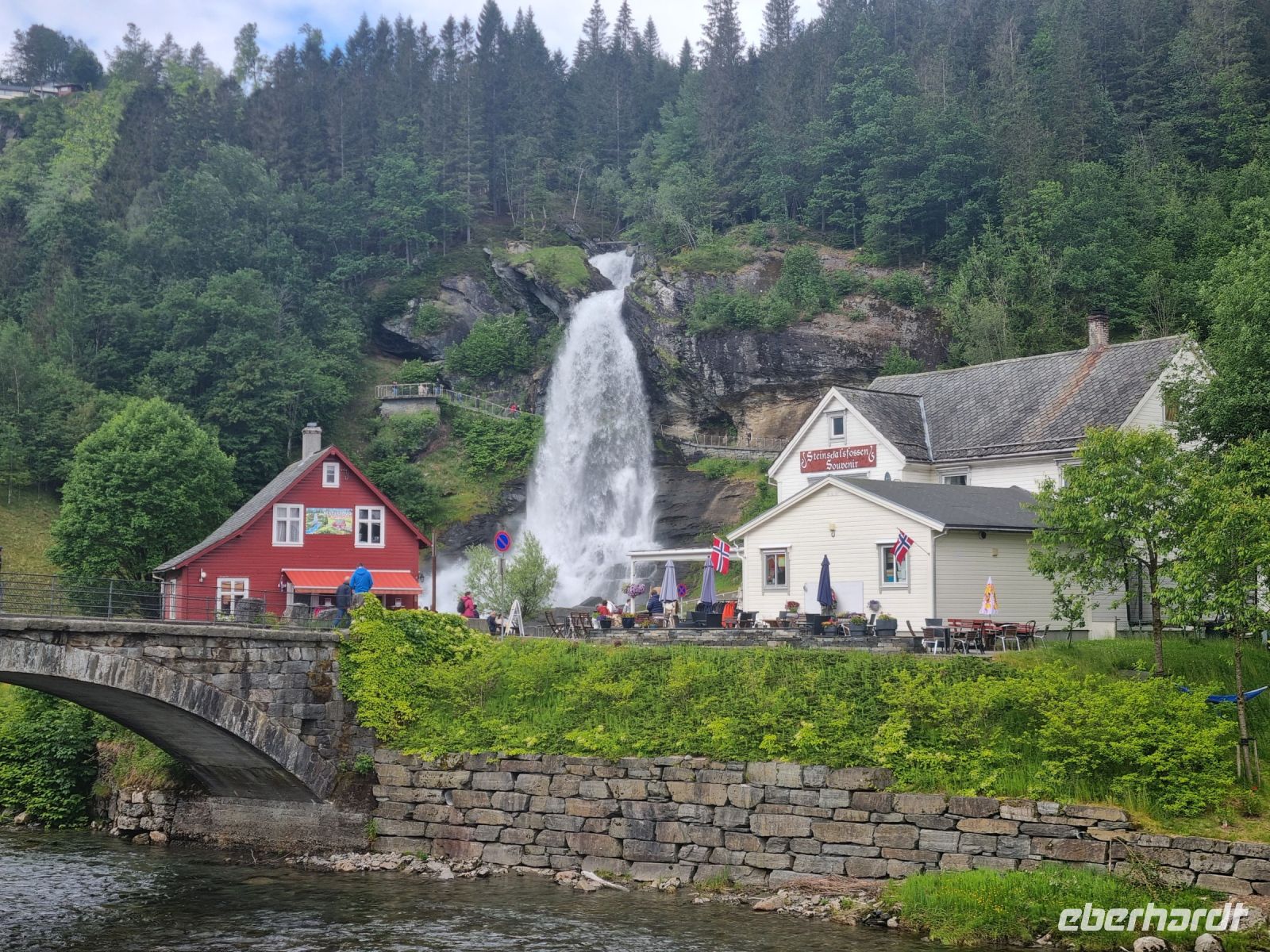Steinsdalsfossen