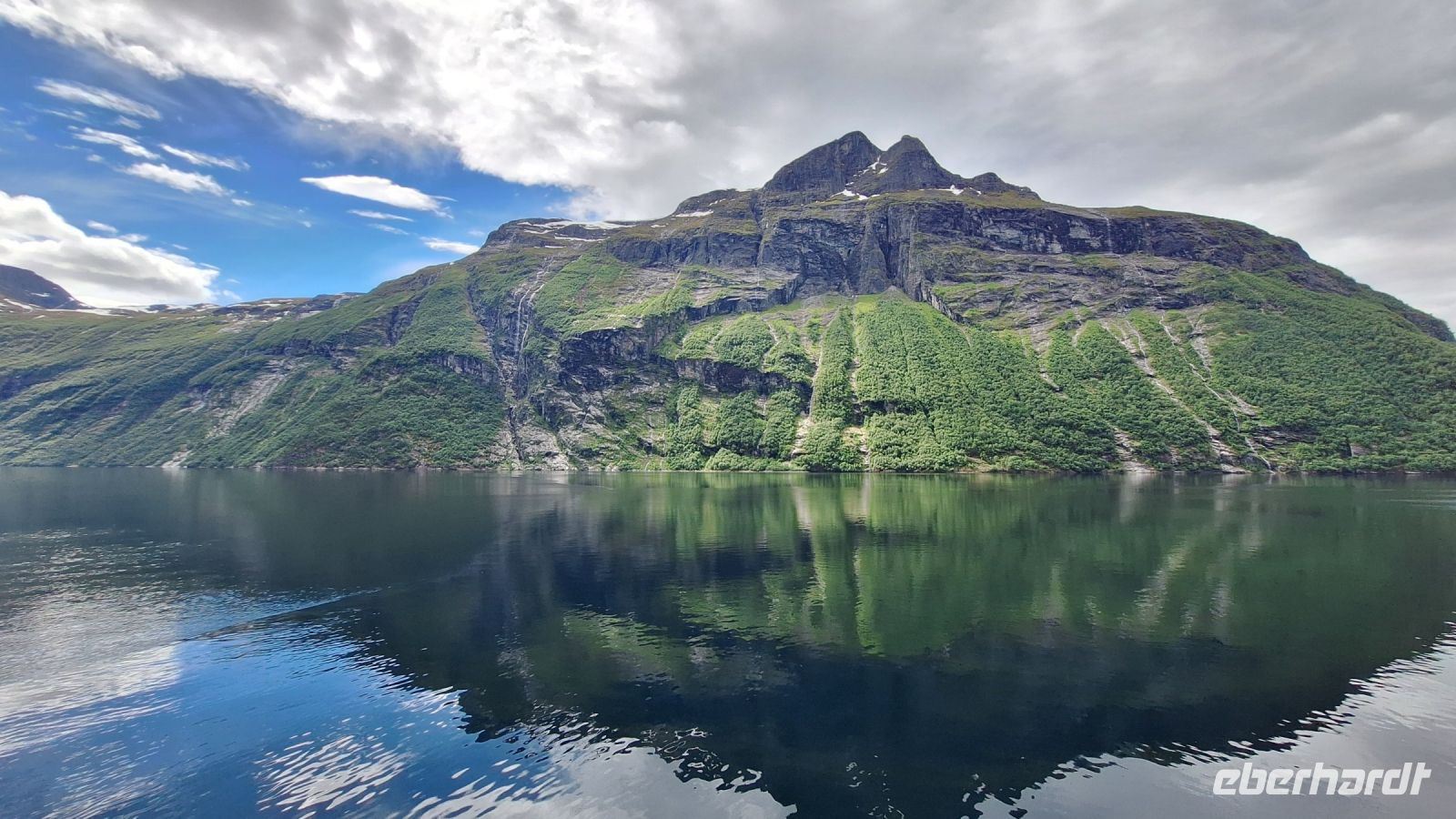 Schifffahrt auf dem Geirangerfjord