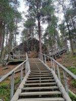 Aufstieg zur Bärenhöhle (Karhunpesäkivi) bei Inari