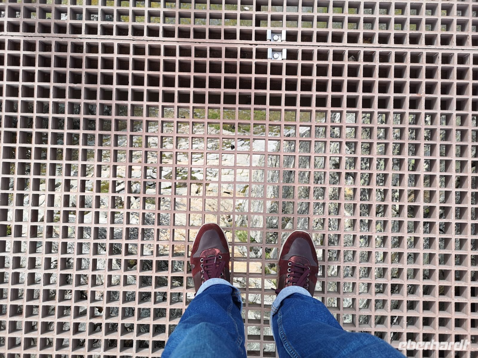 Ohne Gitter würde man einige hundert Meter tiefer landen