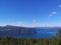 Innvikfjord ade...