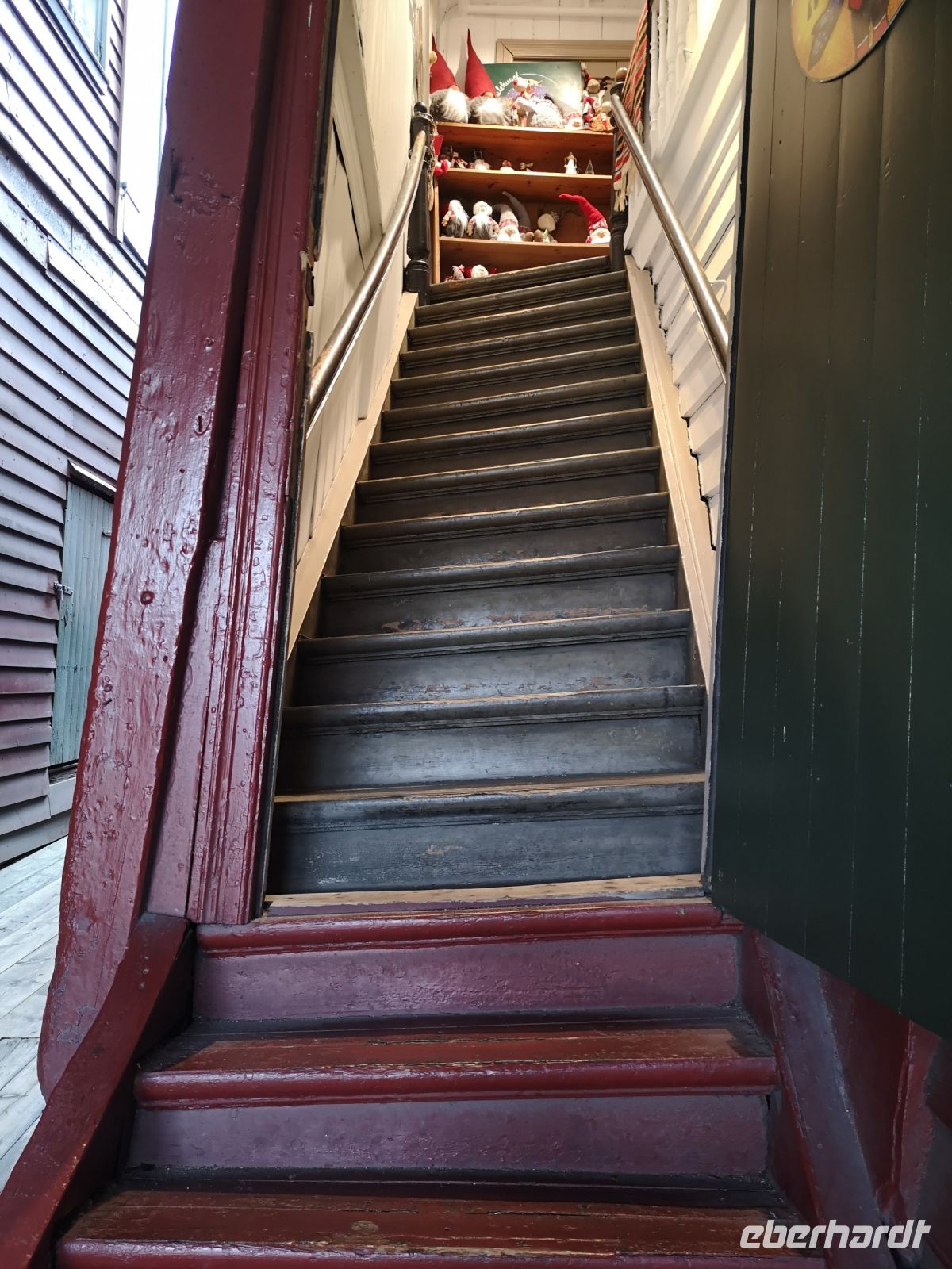 Auch ohne Alkohol sieht die Treppe so aus 