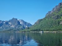 Schifffahrt von Svolvær zum Trollfjord - Fisch-Farm (Aquakultur)