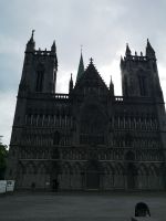 Nidarosdom - noch kein Regen im Sicht