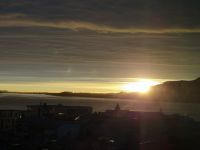 Blick aus dem Hotelfenster um Mitternacht