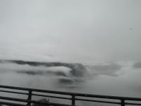 Man muss ab und zu erahnen was die Nebelschwaden verbergen 