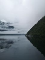 Geiranger Fjord hüllt sich .......