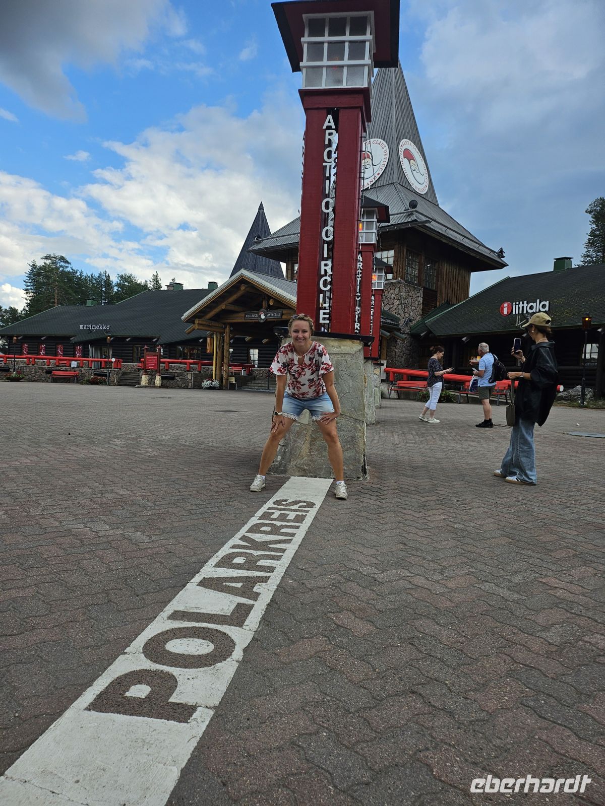 Mit einem Bein am Polarkreis