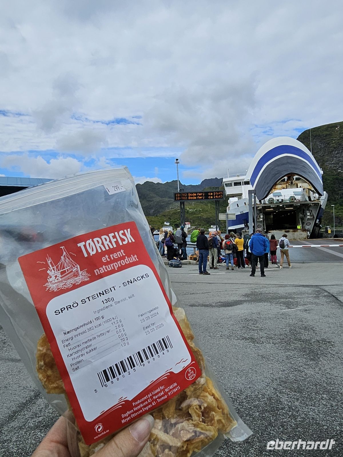 Trockenfischverkostung an der Fähre