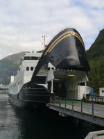 Wie der Fisch, der Jona verschluckt hat.....