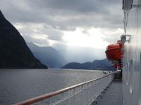 Hurtigruten: Fahrt in den Geirangerfjord