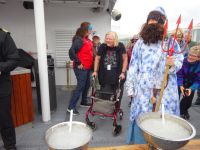 Hurtigruten: Polarkreistaufe