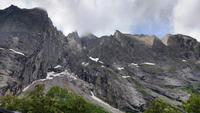 229 Romsdal, Trollwand