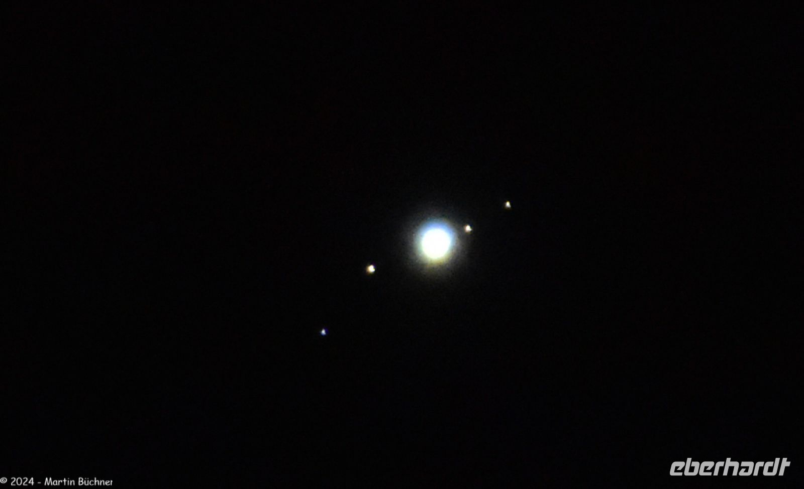 In sternenklarer Nacht muss auch etwas Astronomie betreiben - Jupiter mit vier Monden