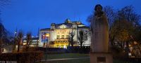Bergen - Nationaltheater mit Henrik Ibsen