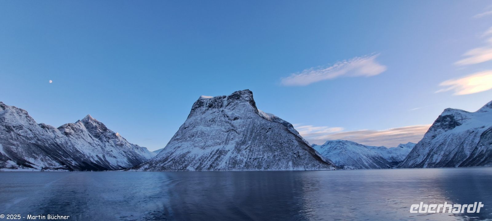 Fakultativer Bootsausflug - Silent Hjørundfjord - Nebenfjord Norangsfjord