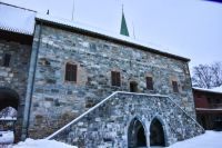 Trondheim - UNESCO Weltkulturerbe Erzbischöflicher Palast - Fassade beliebte Filmkulisse (u. a. Last King)