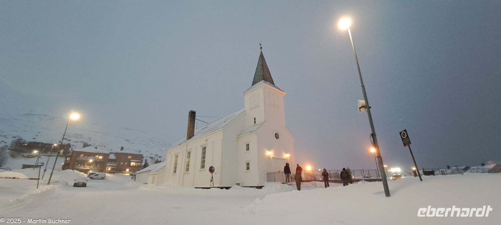 Kirche von Honningsvåg (Nordkapp-Kommune) auf dem 71. Breitengrad - nördlichste Stadt der Welt