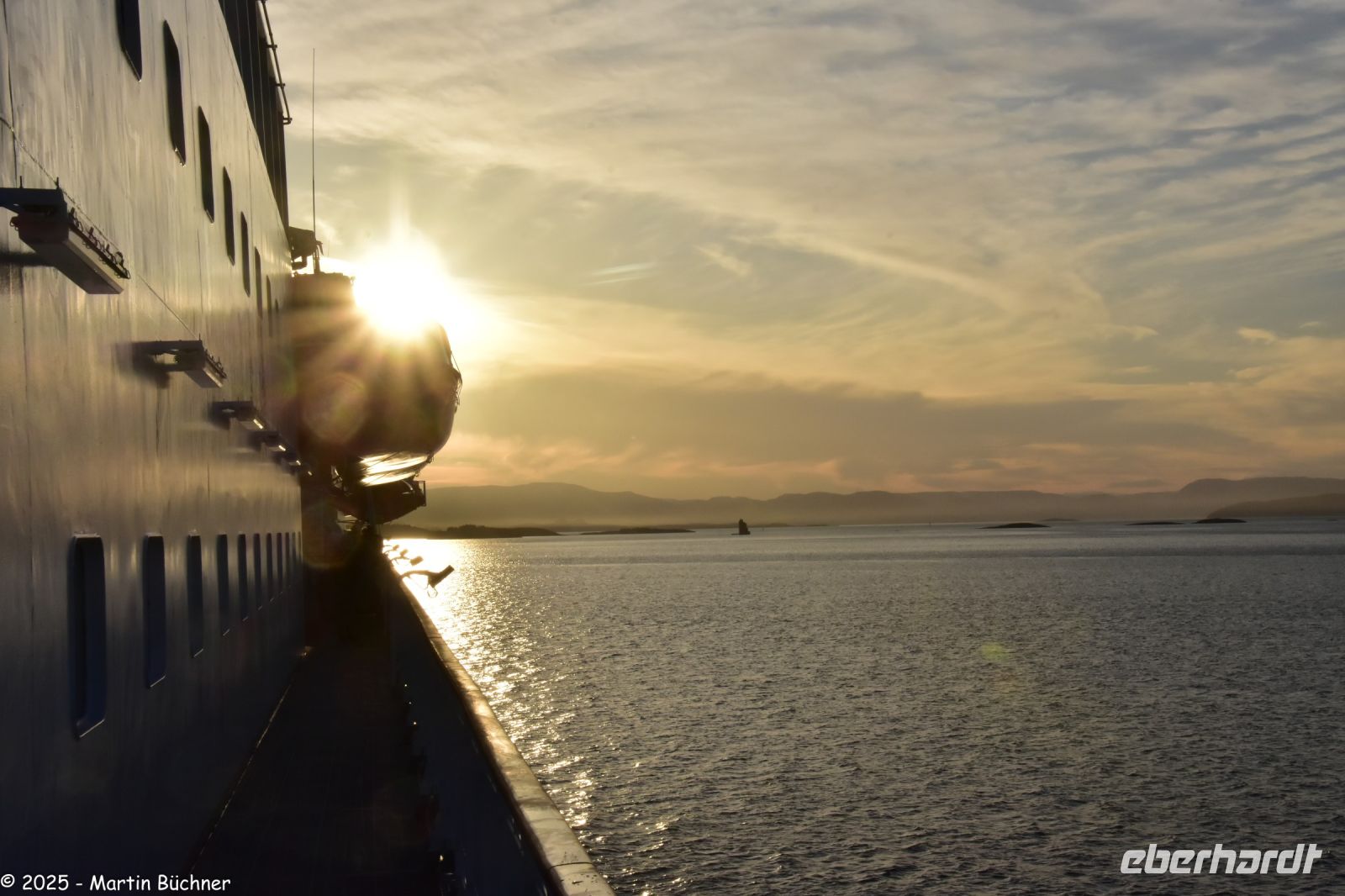 Fruhavet - mit dem Kjeungskær fyr (lies: Che-üngs-schäärr füüür)