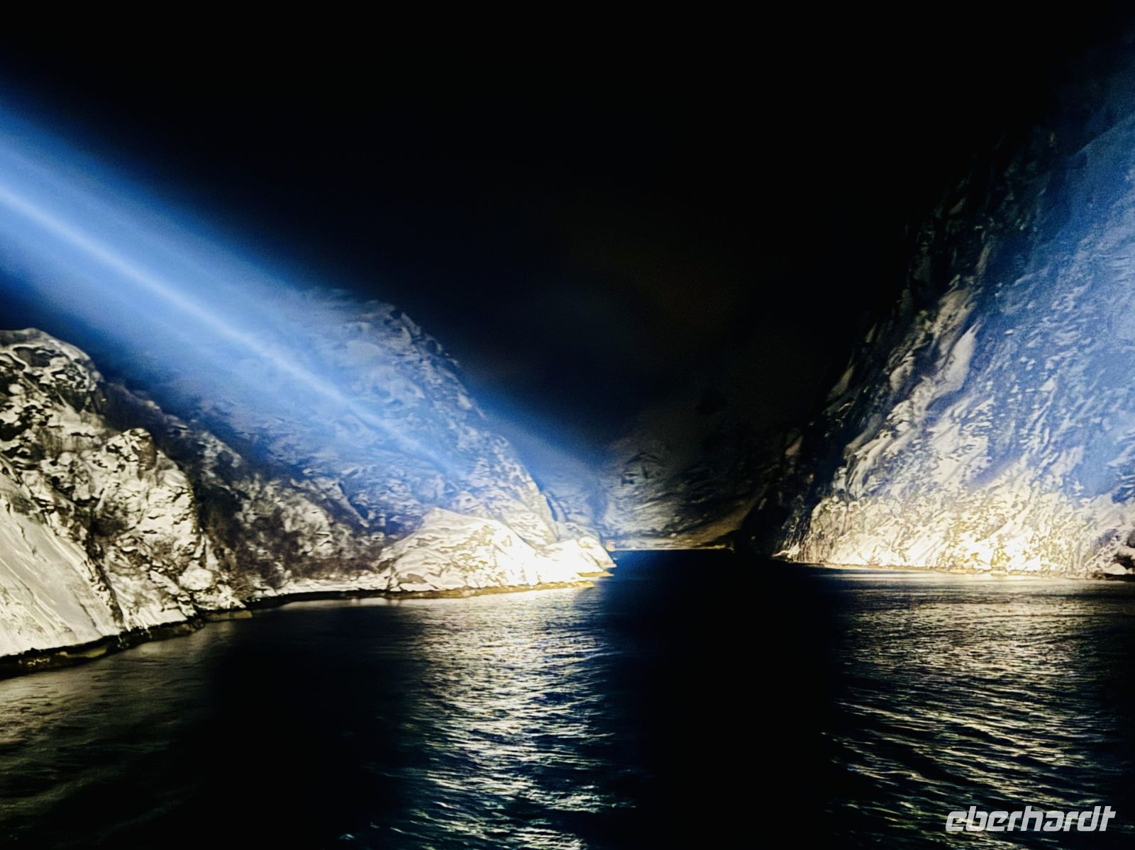 Tag 4 - Fahrt zur Mündung des Trollfjord 
