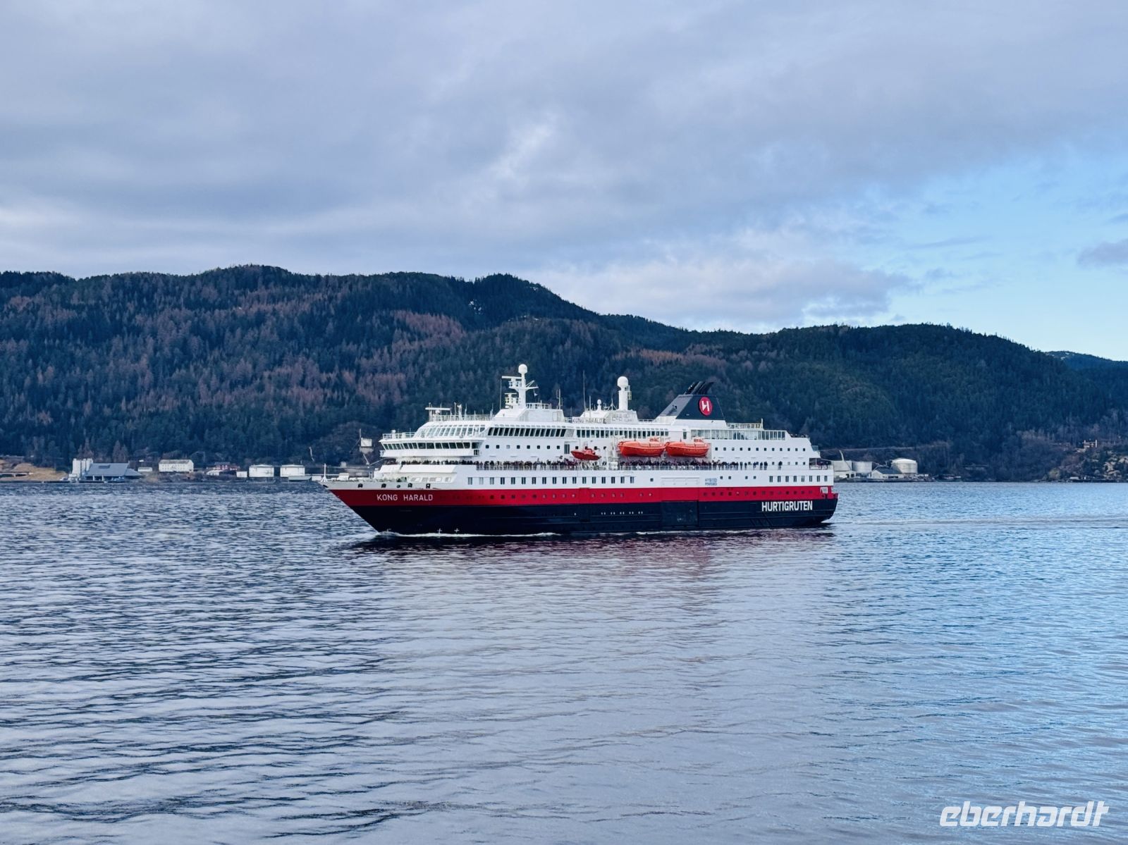 Tag 11 - Treffen mit der MS Kong Harald