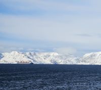 LNG Schiff vor der Insel Melkoya